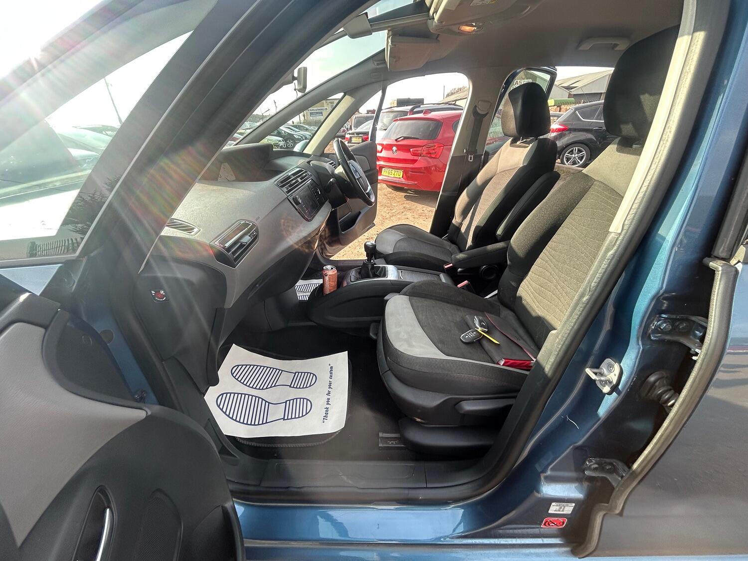 Used Citroen C4 Picasso 2016 for sale - 76793476: Photo 15