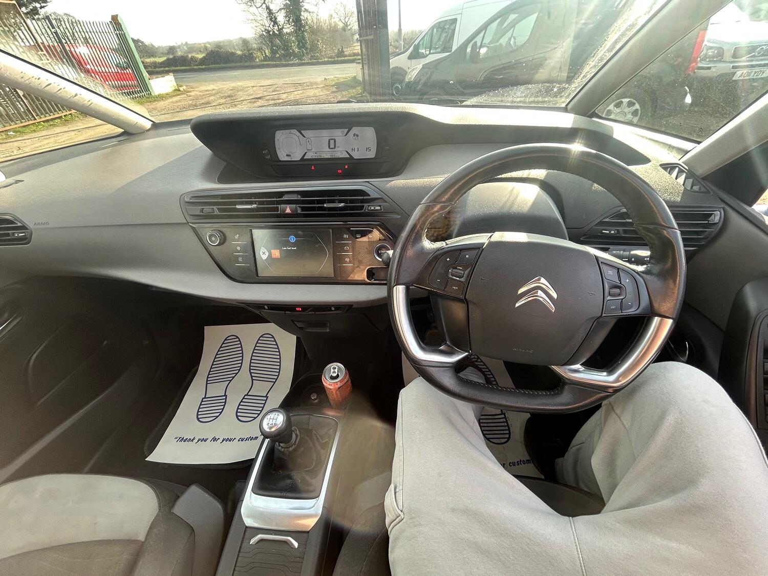 Used Citroen C4 Picasso 2016 for sale - 76793476: Photo 17