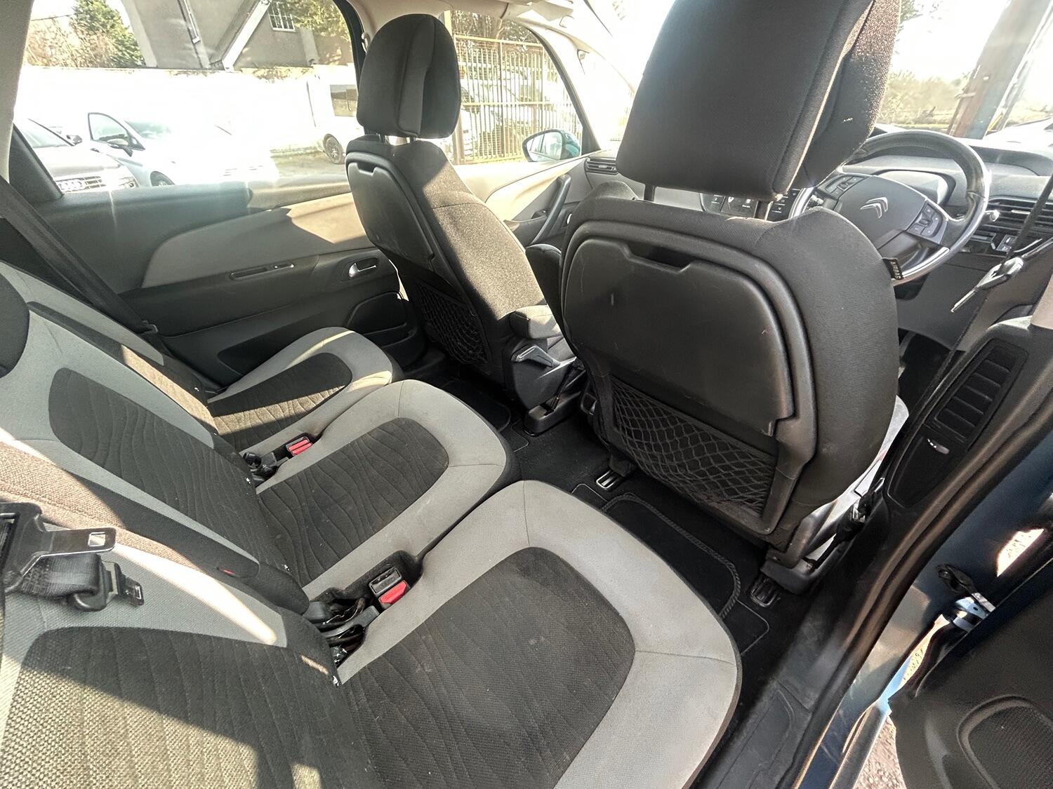 Used Citroen C4 Picasso 2016 for sale - 76793476: Photo 6