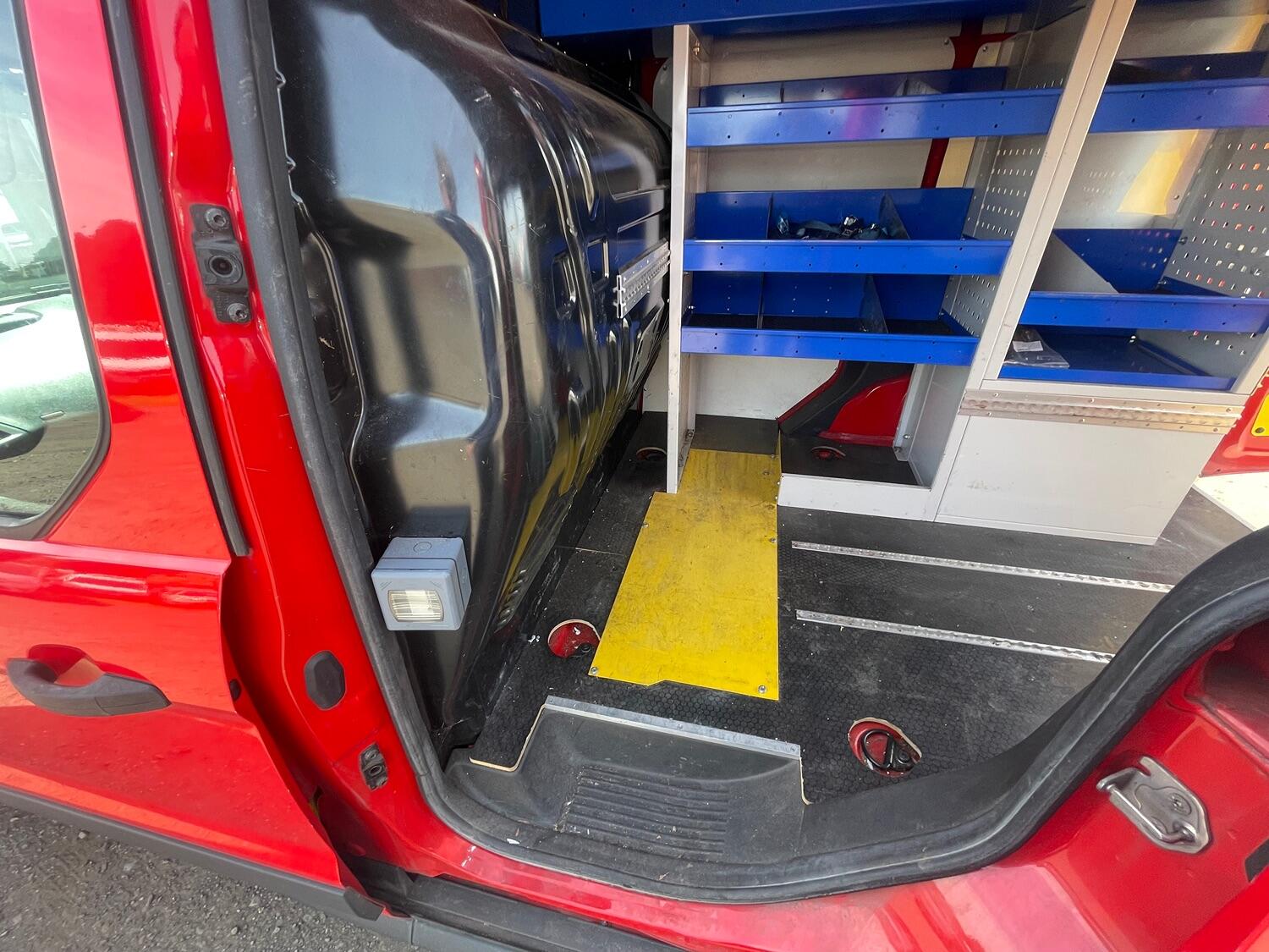 Used Ford Transit Connect 2017 for sale - 76497475: Photo 15