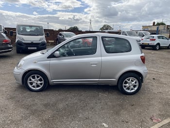 Used Toyota Yaris 2004 for sale - 79886495: Photo