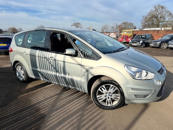 Used Ford S-Max 2010 for sale - 73928599: Photo 1