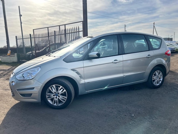 Used Ford S-Max 2010 for sale - 73928599: Photo 2