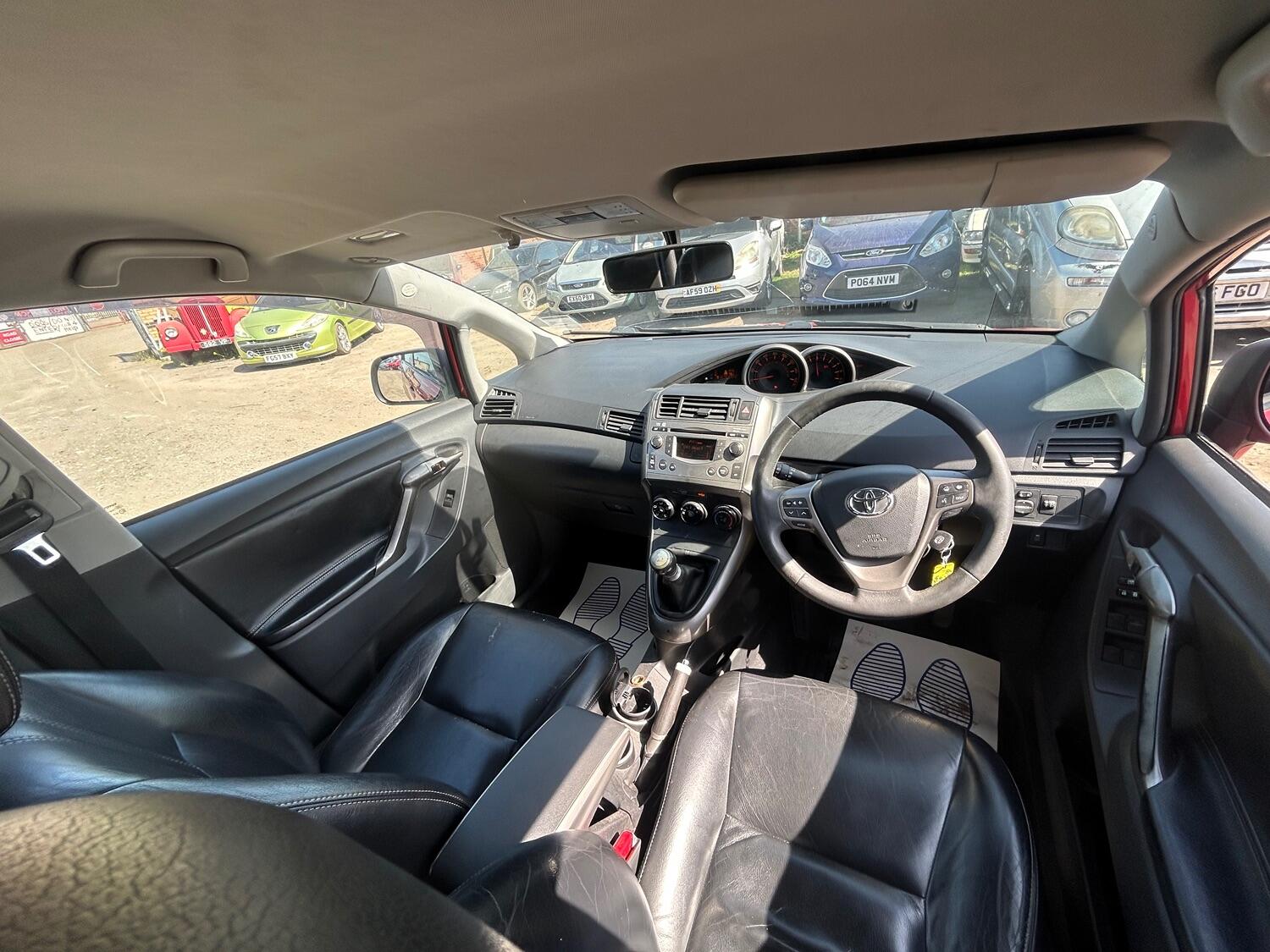 Used Toyota Verso 2010 for sale - 76793506: Photo 13