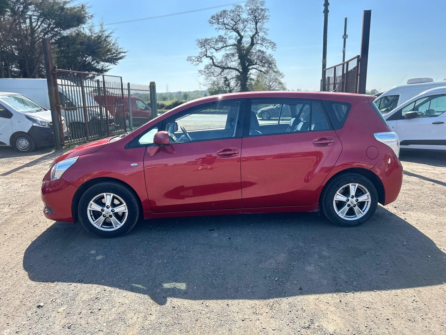 Used Toyota Verso 2010 for sale - 76793506: Photo 7