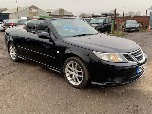 Used Saab 9-3 2009 for sale - 74774822: Photo 2