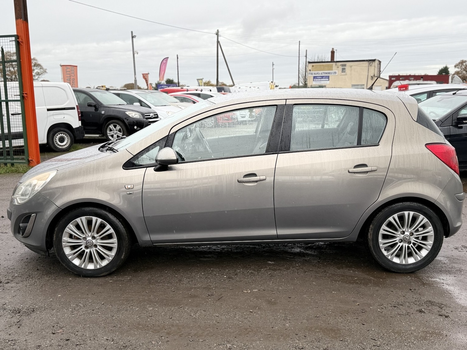 Used Vauxhall Corsa 2011 for sale - 77639156: Photo 6