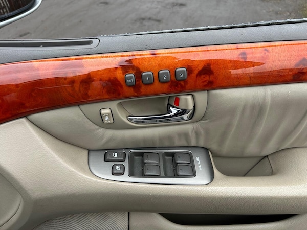 Used Lexus LS 2002 for sale - 73786151: Photo 32