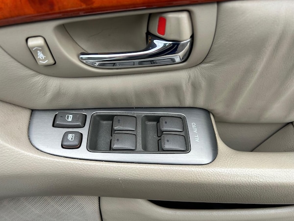 Used Lexus LS 2002 for sale - 73786151: Photo 34