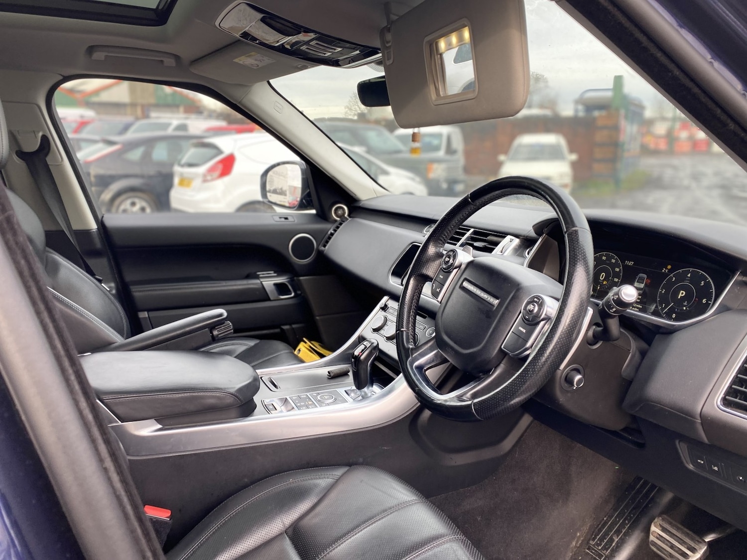 Used Land Rover Range Rover Sport 2017 for sale - 77639183: Photo 11