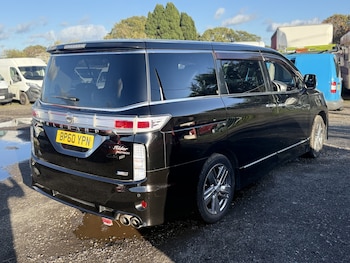 Used Nissan Elgrand 2024 for sale - 77639198: Photo