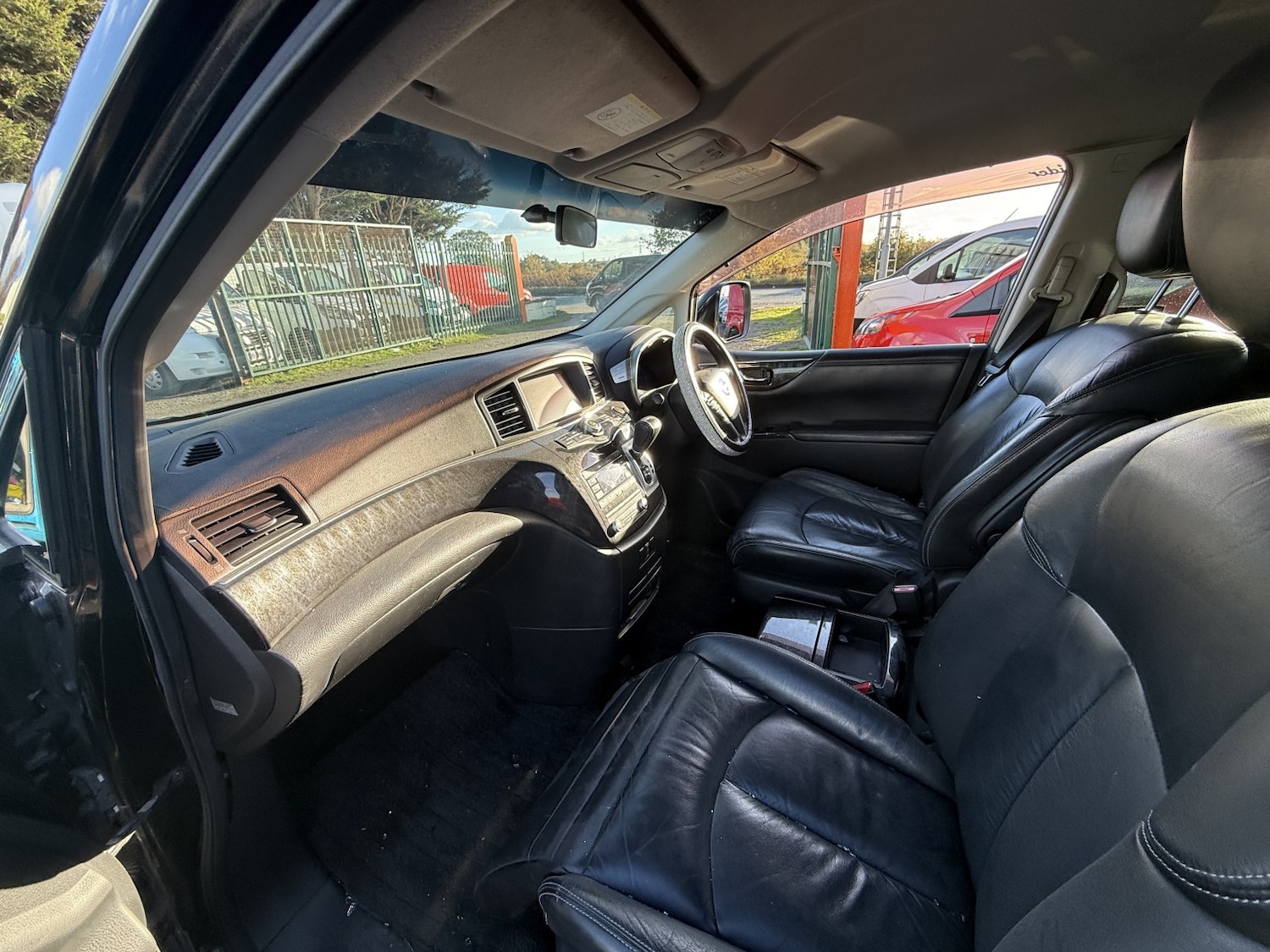 Used Nissan Elgrand 2024 for sale - 77639198: Photo 7