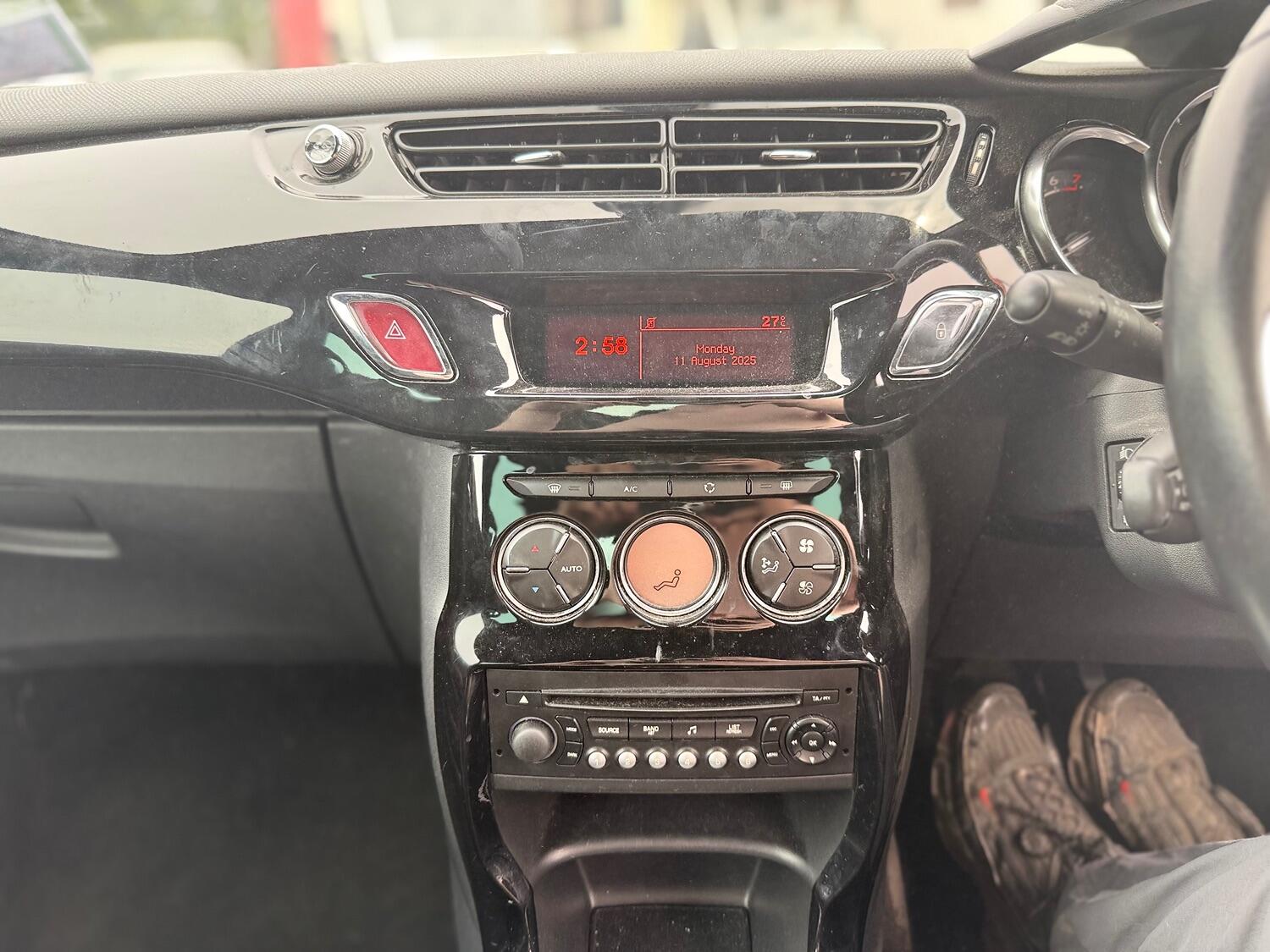 Used Citroen DS3 2011 for sale - 77639167: Photo 14