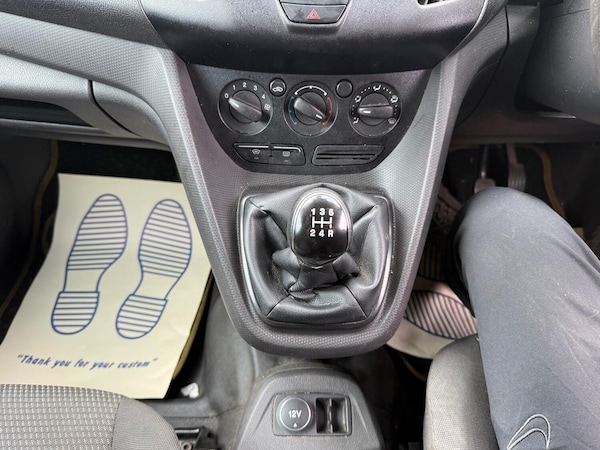Used Ford Transit Connect 2017 for sale - 74640023: Photo 11