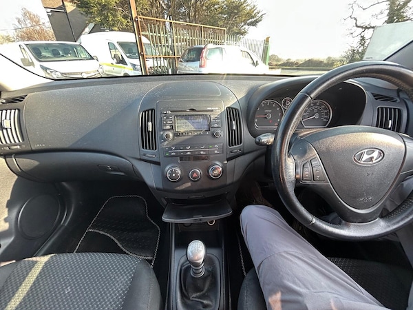 Used Hyundai i30 2010 for sale - 74133150: Photo 15