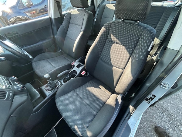 Used Hyundai i30 2010 for sale - 74133150: Photo 8