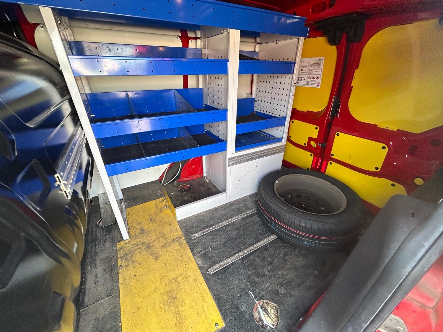 Used Ford Transit Connect 2017 for sale - 76793509: Photo 11