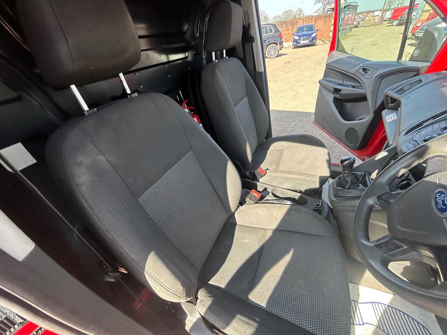 Used Ford Transit Connect 2017 for sale - 76793509: Photo 15
