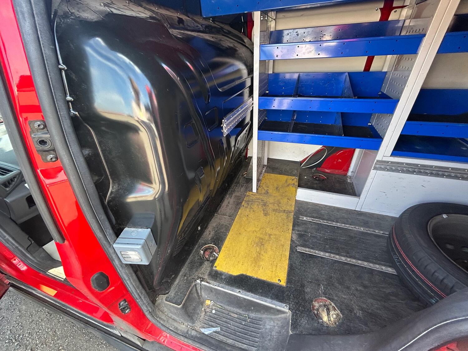 Used Ford Transit Connect 2017 for sale - 76793509: Photo 9