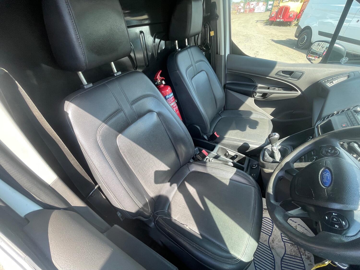 Used Ford Transit Connect 2018 for sale - 76793460: Photo 18