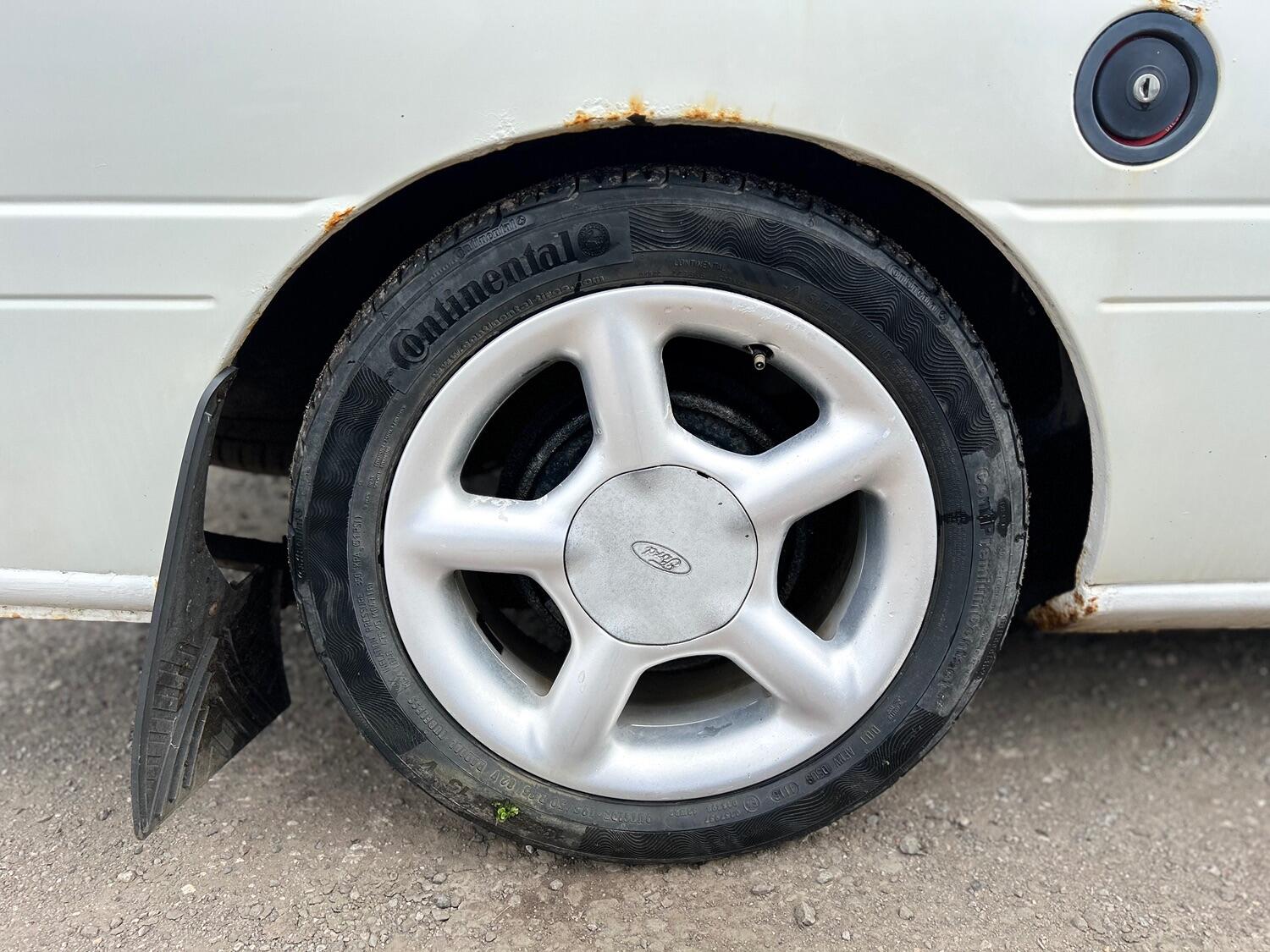 Used Ford Escort 2000 for sale - 77478111: Photo 13