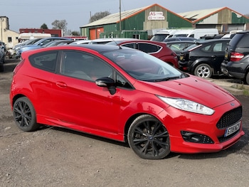 Used Ford Fiesta 2015 for sale - 79246510: Photo