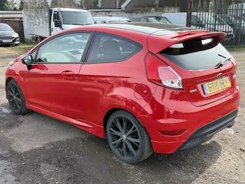 Used Ford Fiesta 2015 for sale - 79246510: Photo