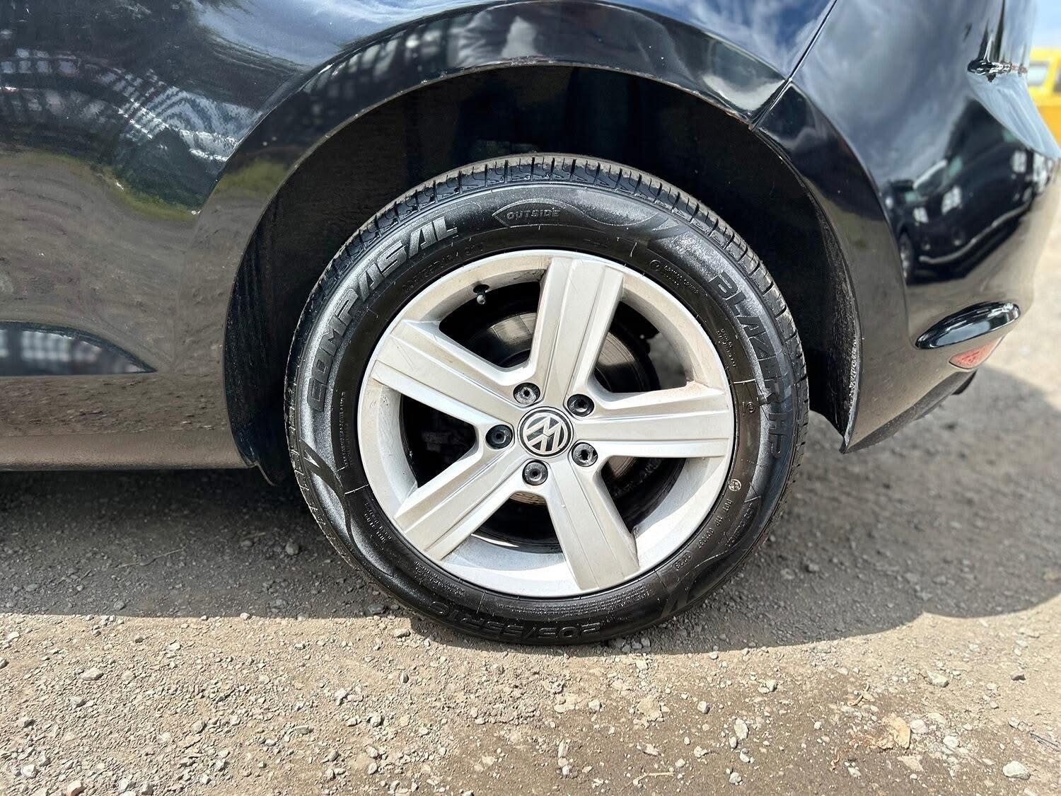 Used Volkswagen Golf 2015 for sale - 77639184: Photo 9