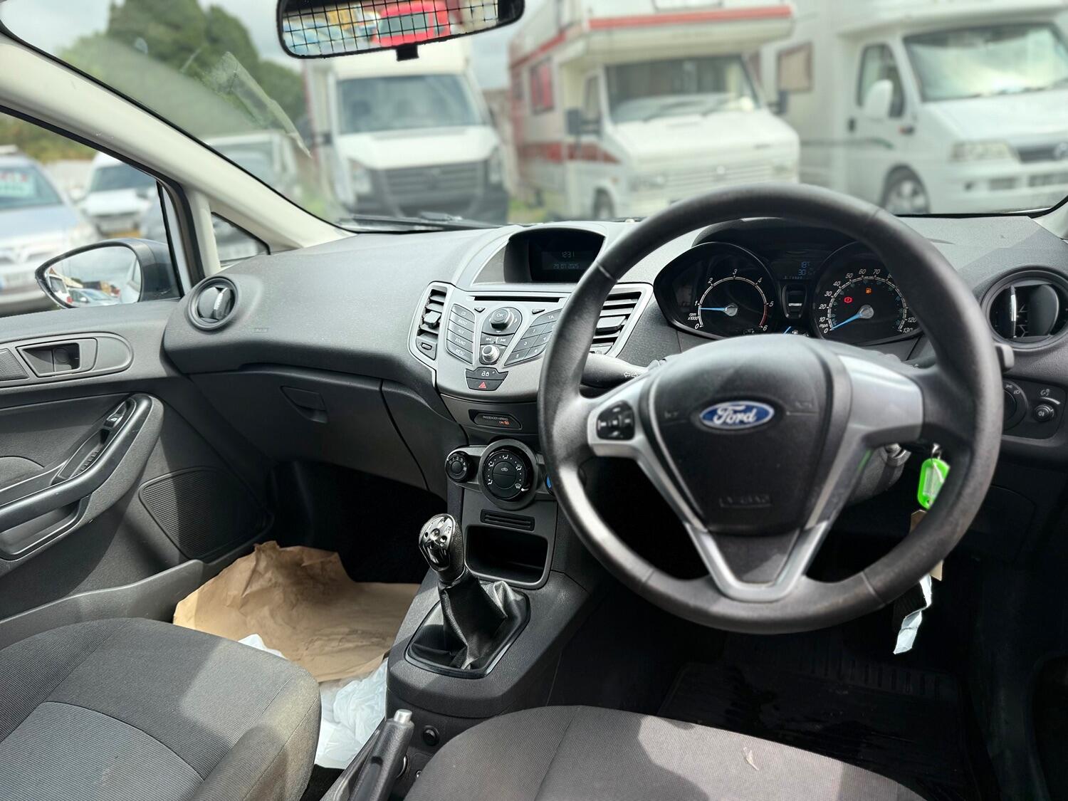 Used Ford Fiesta 2013 for sale - 77639233: Photo 6