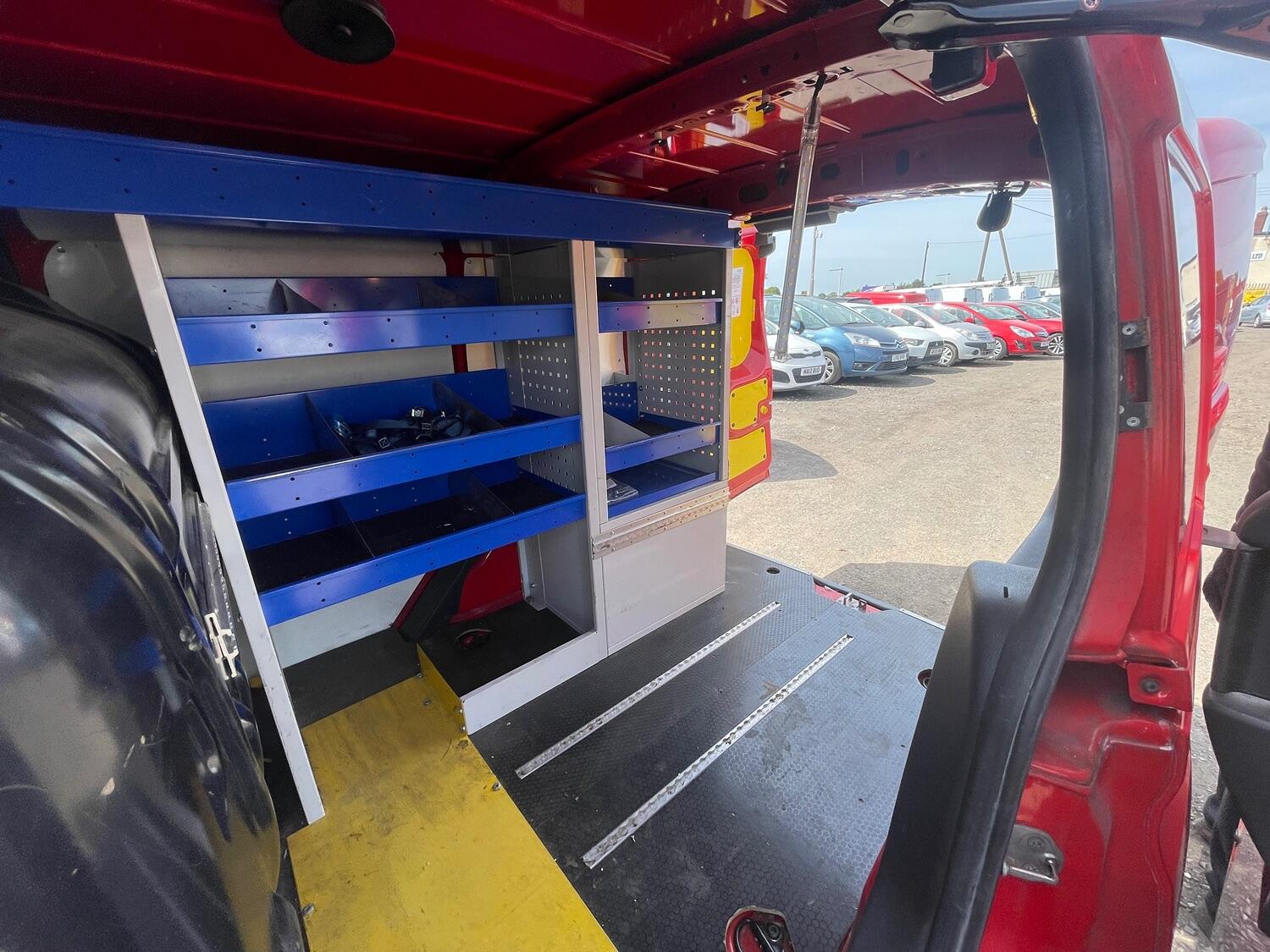 Used Ford Transit Connect 2017 for sale - 76769118: Photo 14