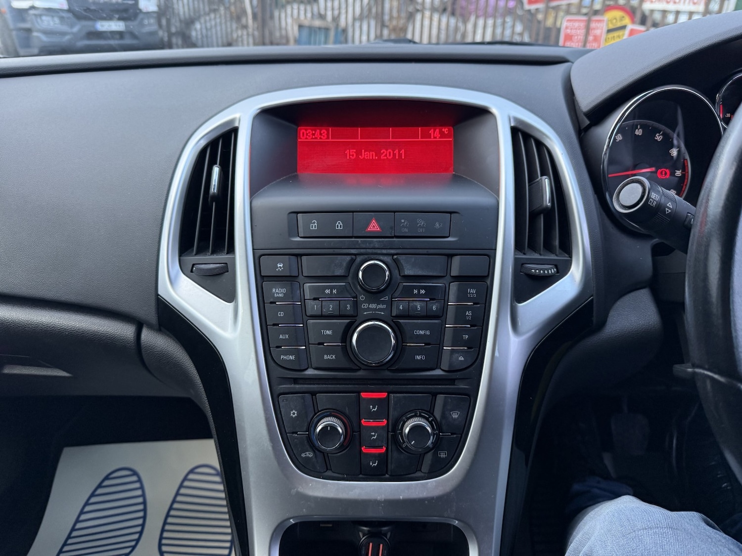 Used Vauxhall Astra 2015 for sale - 77639161: Photo 9