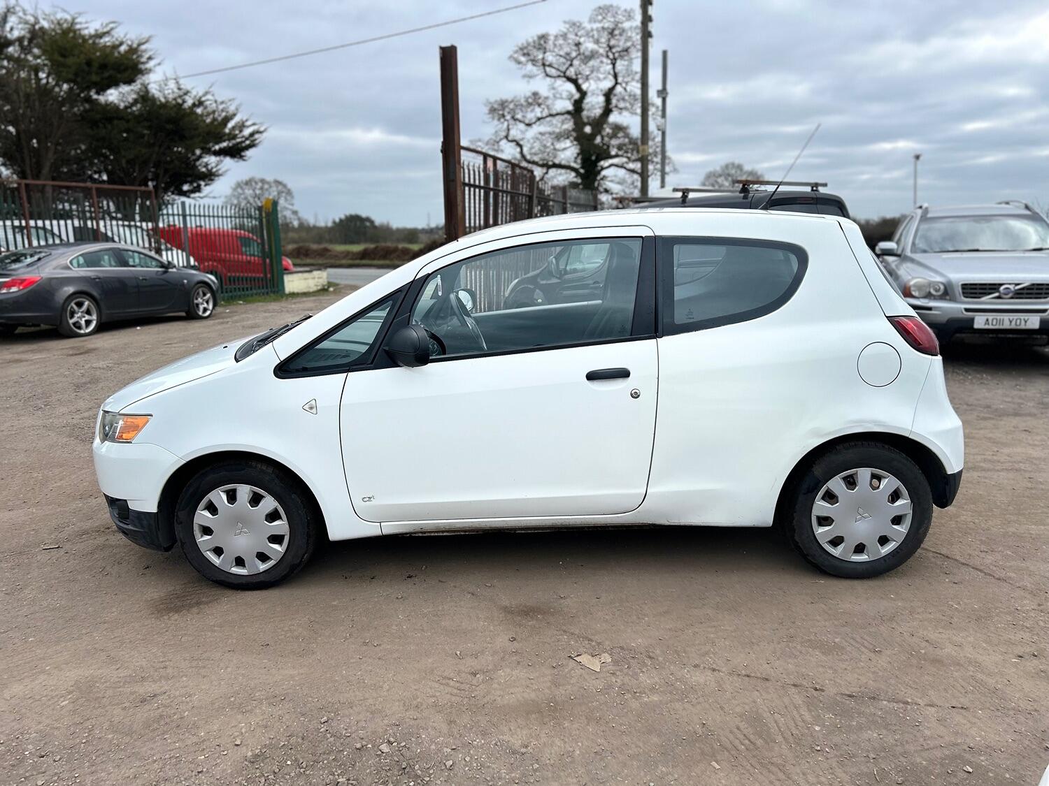 Used Mitsubishi Colt 2009 for sale - 76793475: Photo 4