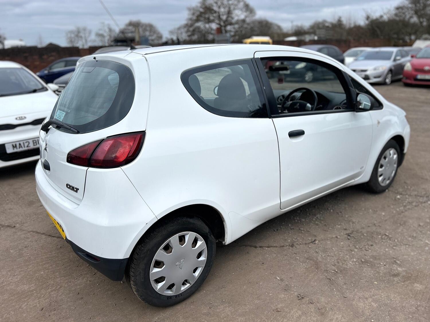 Used Mitsubishi Colt 2009 for sale - 76793475: Photo 5