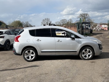 Used Peugeot 3008 2011 for sale - 79246553: Photo