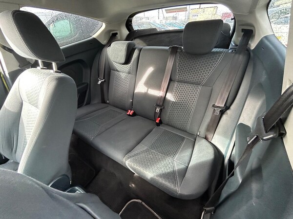 Used Ford Fiesta 2010 for sale - 73823900: Photo 11