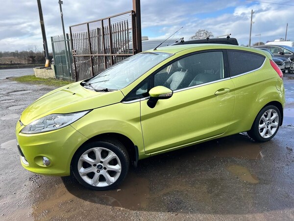 Used Ford Fiesta 2010 for sale - 73823900: Photo 1