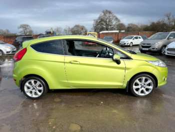 Used Ford Fiesta 2010 for sale - 73823900: Photo