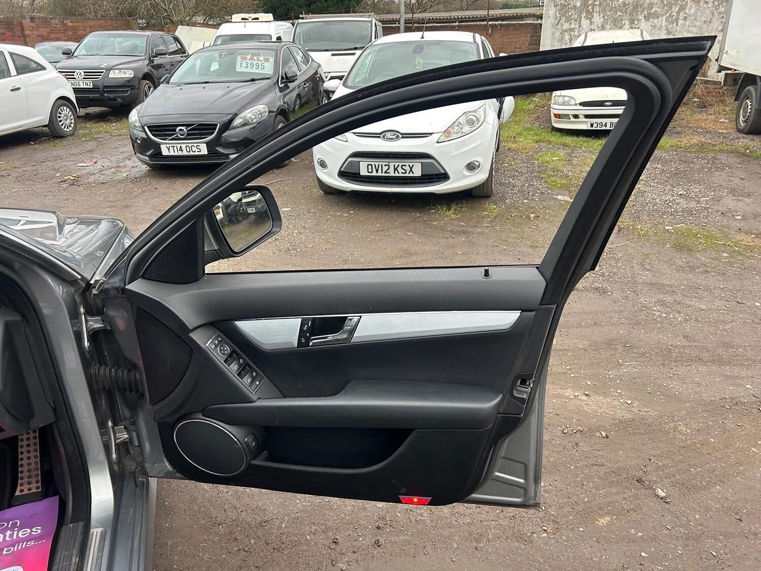 Used Mercedes-Benz C Class 2008 for sale - 77639178: Photo 10