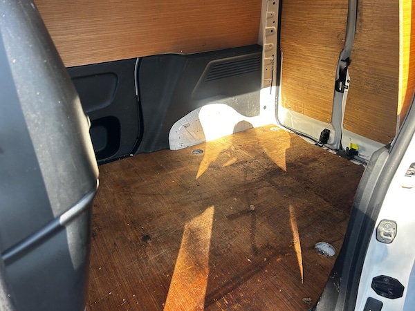 Used Vauxhall Combo 2018 for sale - 74774808: Photo 16