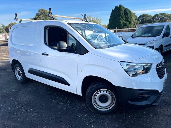 Used Vauxhall Combo 2018 for sale - 74774808: Photo 1