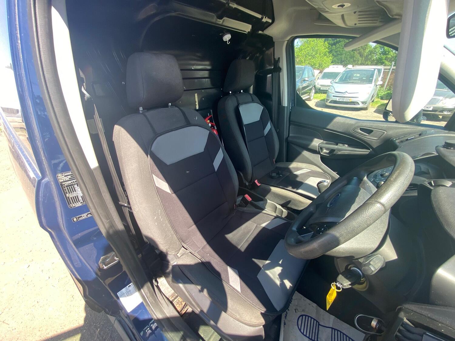 Used Ford Transit Connect 2017 for sale - 76793465: Photo 8