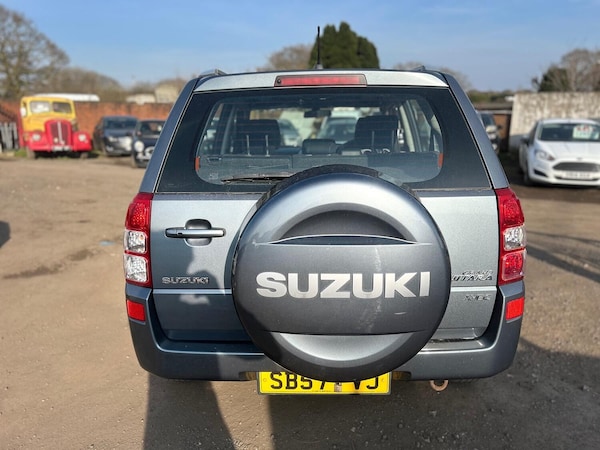 Used Suzuki Grand Vitara 2007 for sale - 73928493: Photo 5