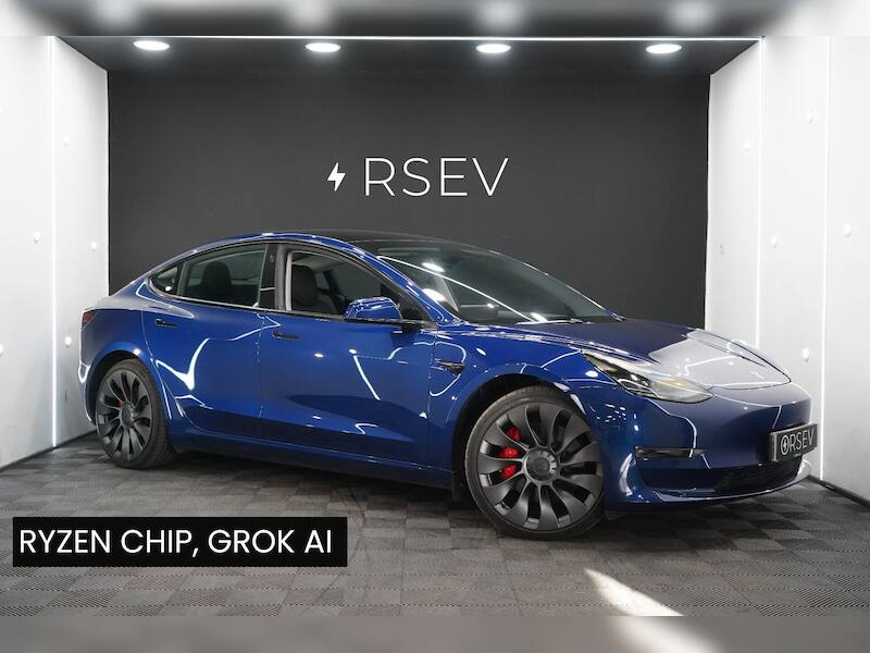 Tesla Model 3 2022 PERFORMANCE AWD Deep Blue Metallic GROK AI RYZEN 20'' ALLOYS BLACK INTERIOR 4Door