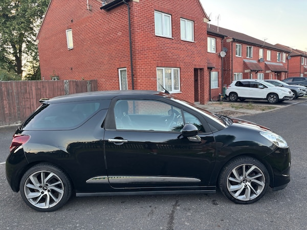 Used Citroen DS3 2015 for sale - 75425277: Photo 2