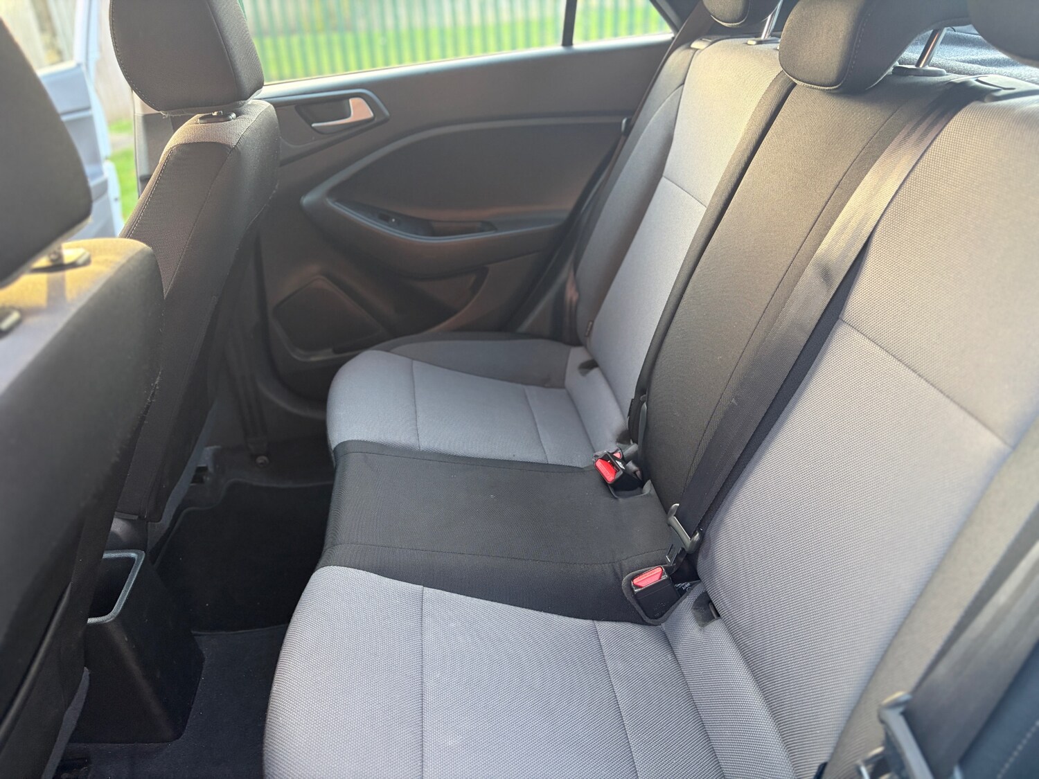 Used Hyundai i20 2019 for sale - 76738531: Photo 14