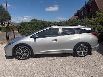 Used Honda Civic 2015 for sale - 79087607: Photo