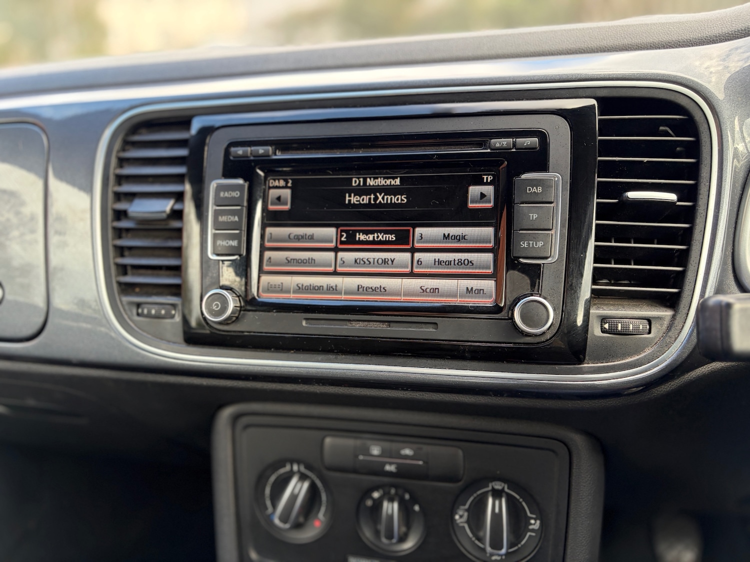 Used Volkswagen Beetle 2014 for sale - 76204930: Photo 13