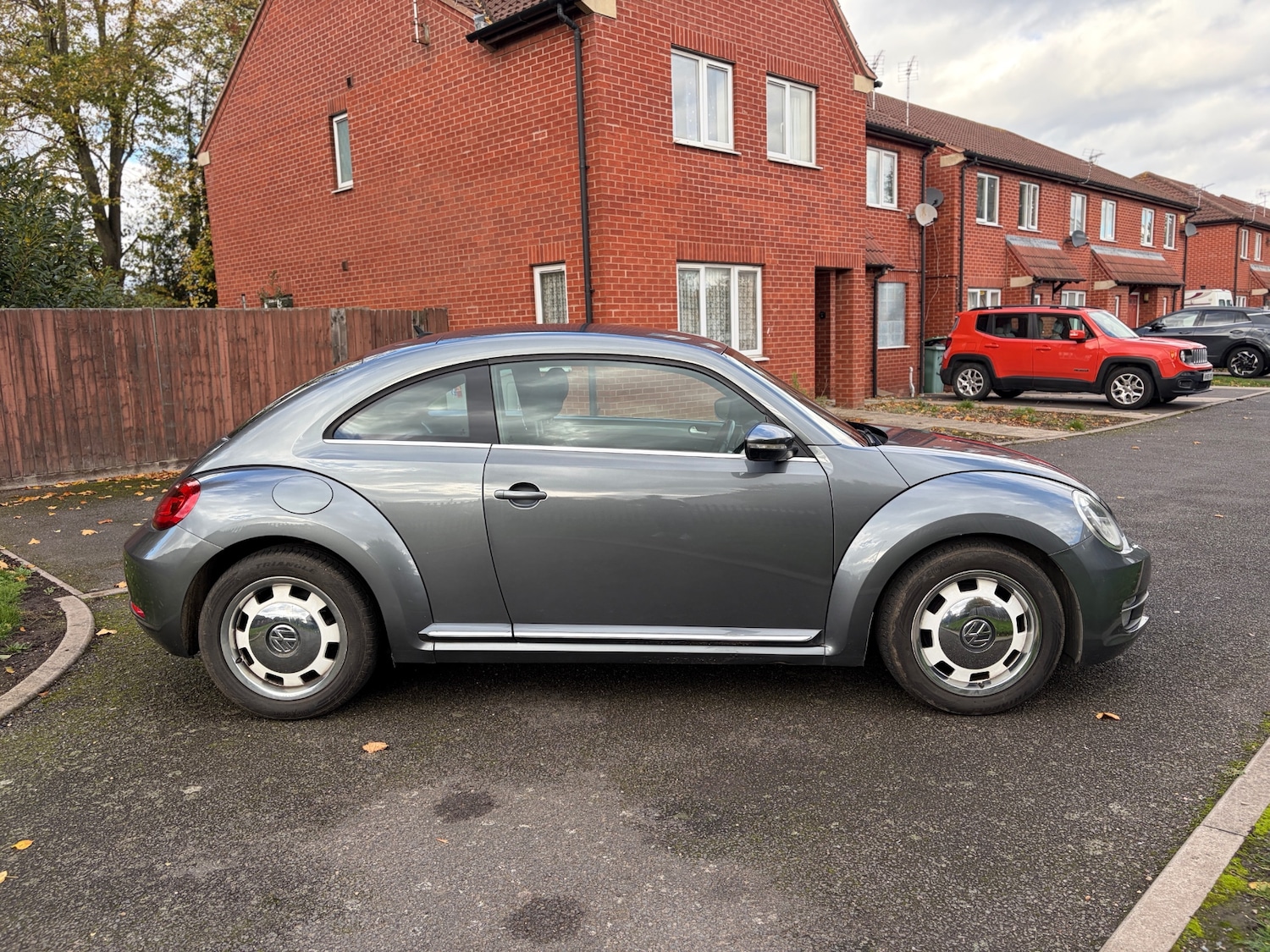 Used Volkswagen Beetle 2014 for sale - 76204930: Photo 4