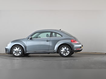 Used Volkswagen Beetle 2014 for sale - 76204930: Photo