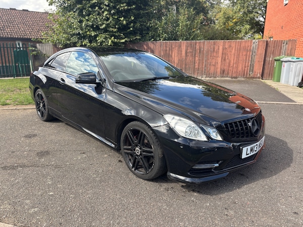 Used Mercedes-Benz E-Class 2013 for sale - 75428315: Photo 1